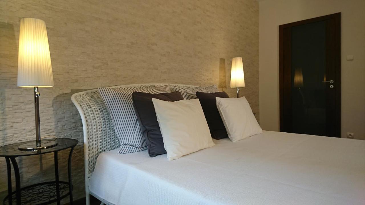 Quiet And Spacious Apartment With Garage Option 克拉科夫 外观 照片